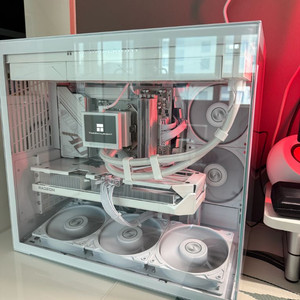 화이트pc , 컴퓨터 7800x3d, 9070xt