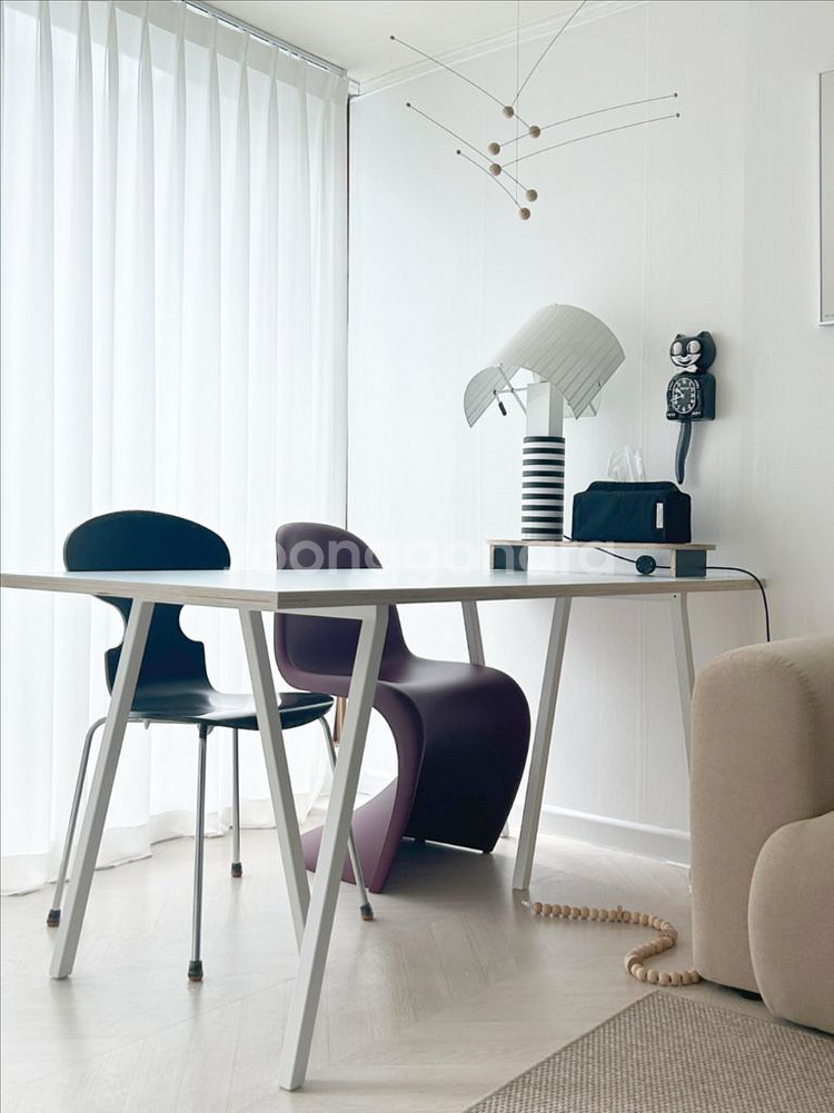 헤이(HAY) 루프 테이블 1600--1