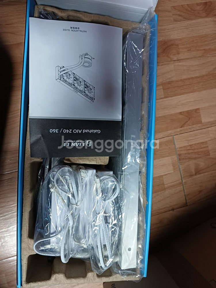 리안리 갤러헤드 GALAHAD 360 RGB 실버--1