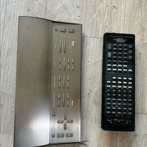 온쿄 및 인켈 리모콘 2점