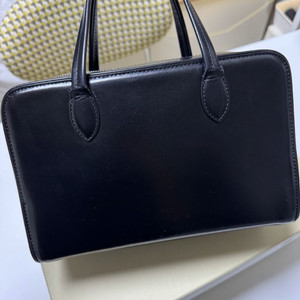 투티에 로케백 블랙 스몰