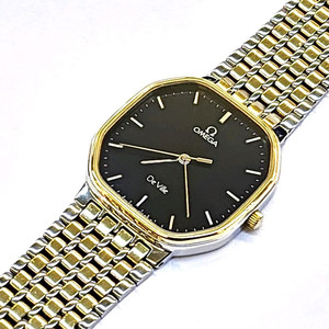 신품급 정품 오메가 남,녀 공용 쿼츠 ㅡ 검청색 다이