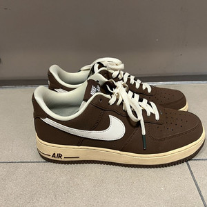 나이키 에어포스1 카카오 와우 코코넛밀크 260