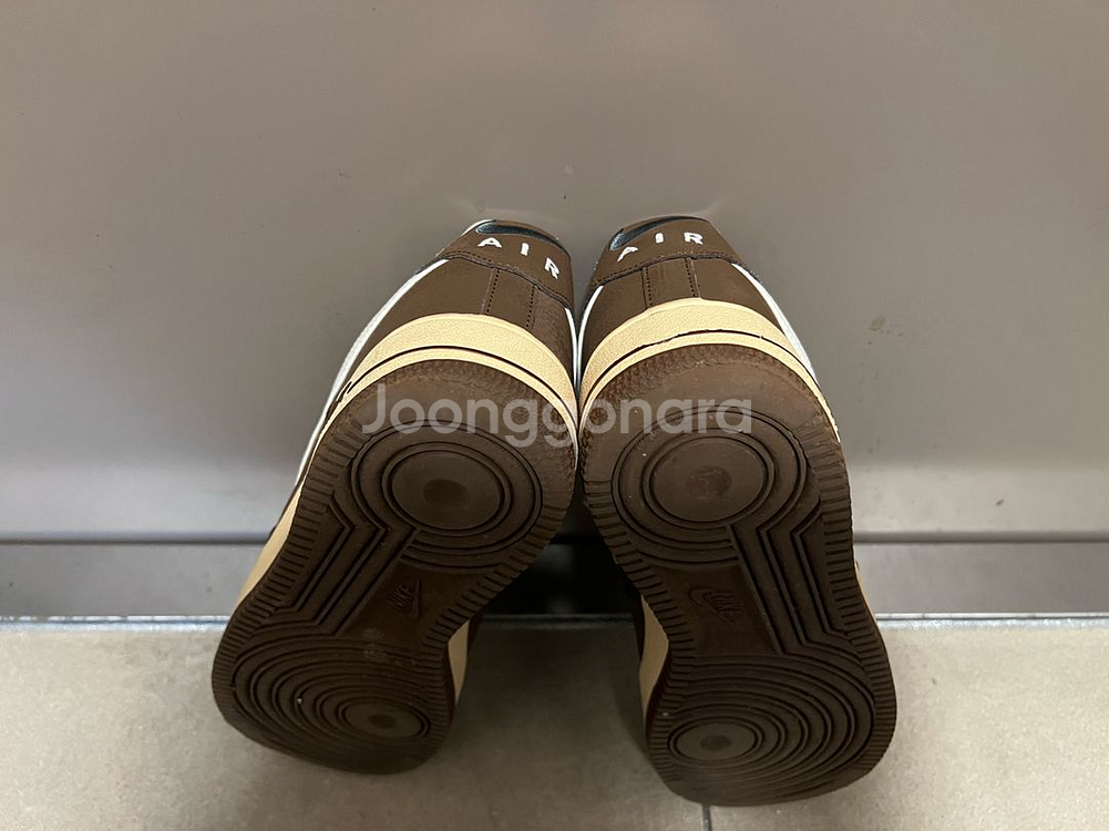 나이키 에어포스1 카카오 와우 코코넛밀크 260--6