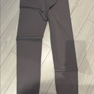 안다르레깅스 2사이즈 베이지스톤 색상 새상품