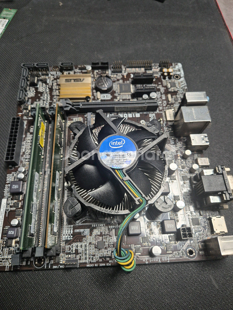 반본체 cpu i7 6700, 보드 B150M, D--0