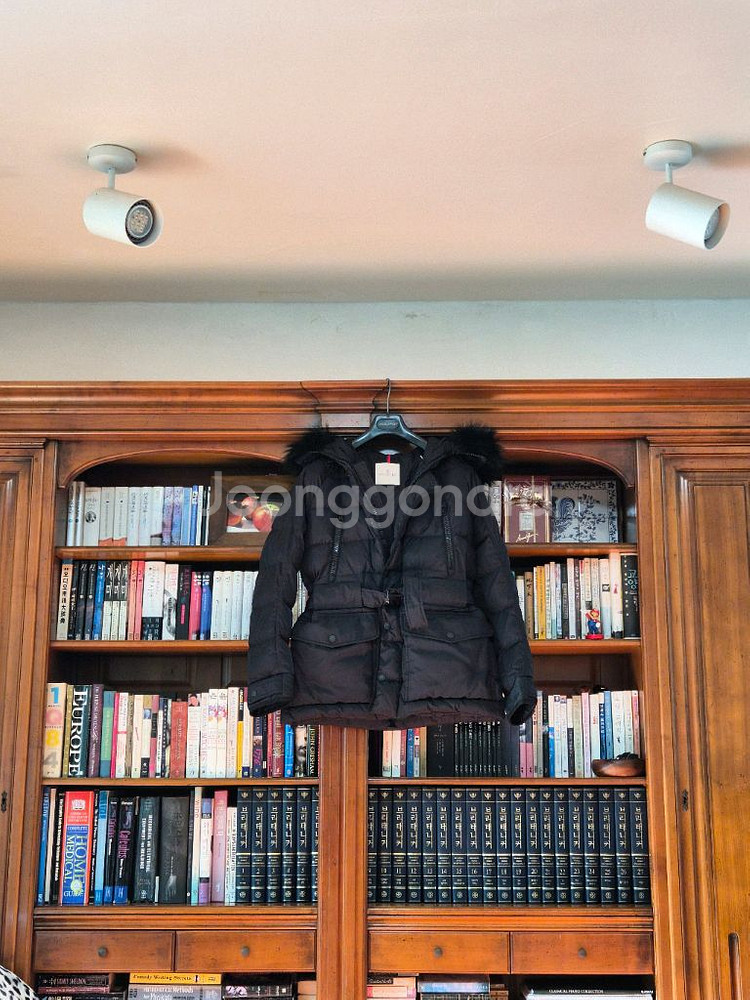 몽클레어 사파리 패딩 (의류 번호 2)--0