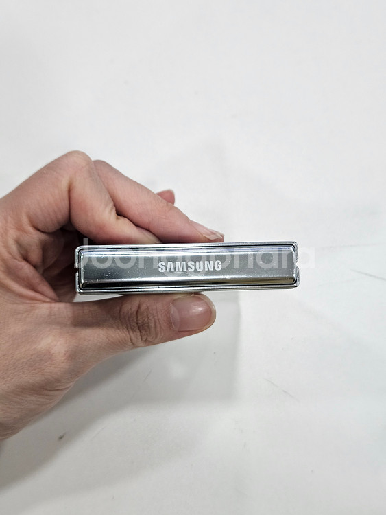갤럭시Z플립5 민트 256GB 가성비폰 12만원--4