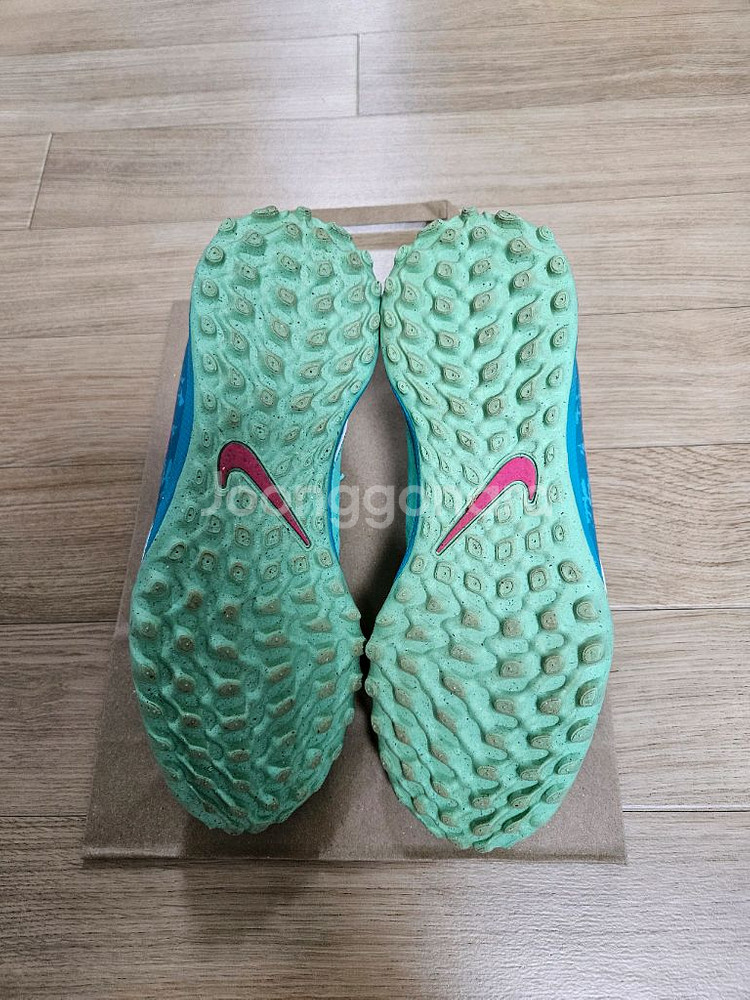 나이키 주니어 풋살화 225사이즈--4