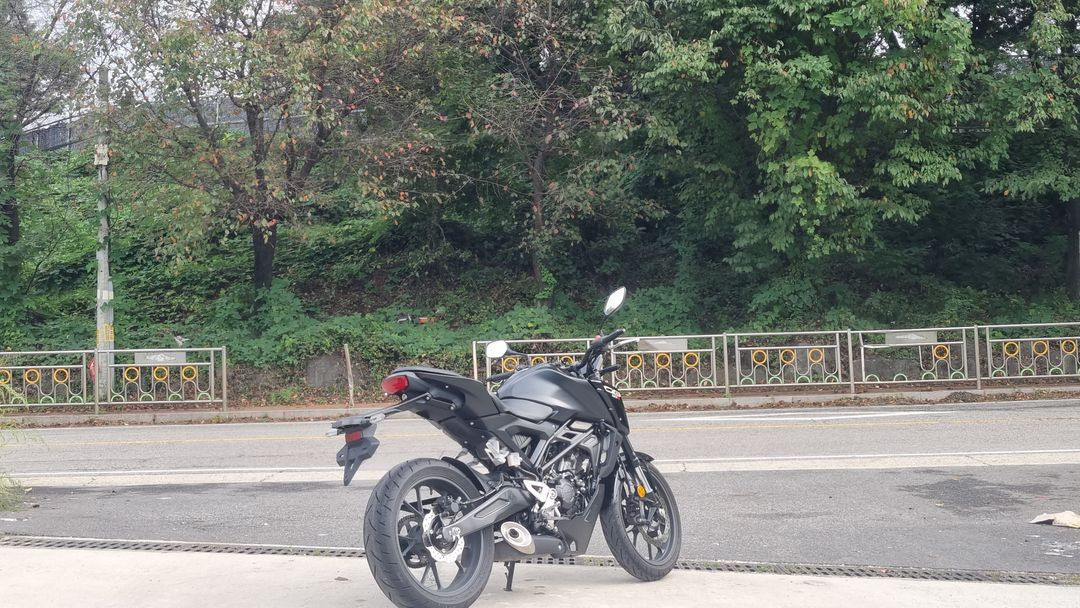 혼다 cb 125r 24년식/4천키로수/초신차급/급매 이미지