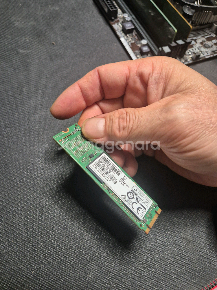 삼성 M.2 SSD 128GB 정상작동 잘됩니다--3