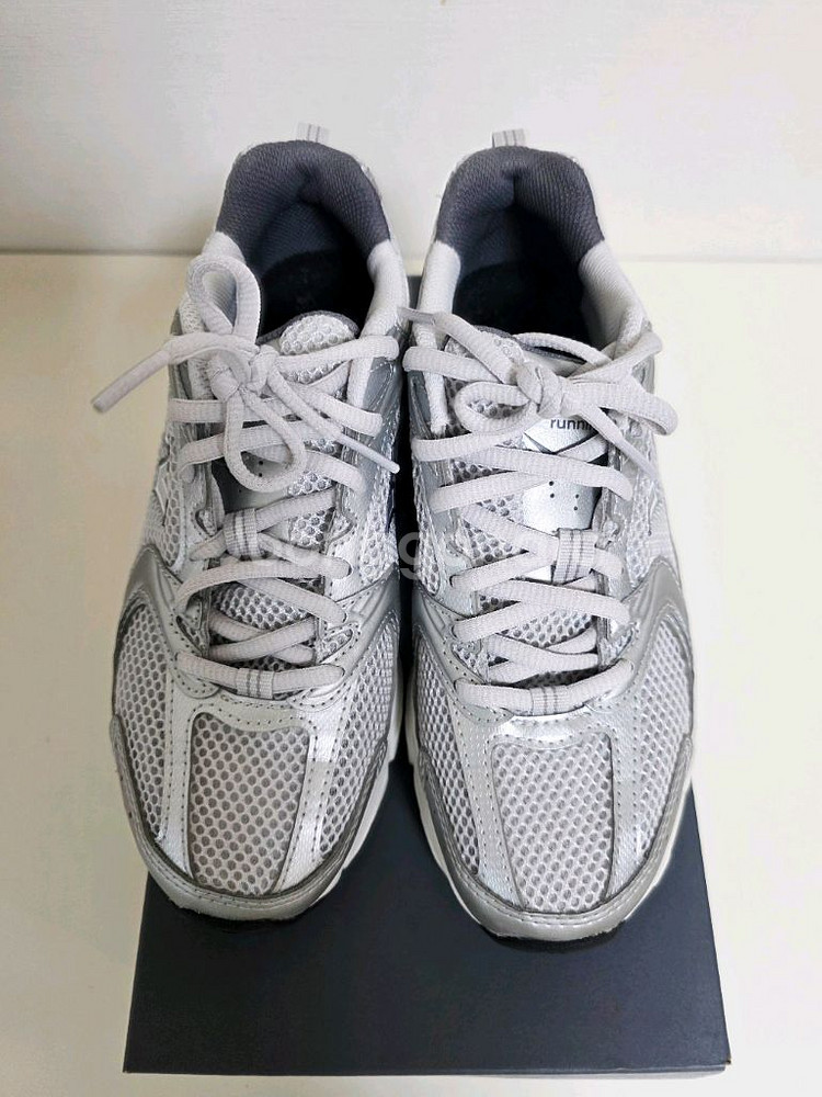 공홈 정품>뉴발란스 530 실버 225사이즈>230가능--1