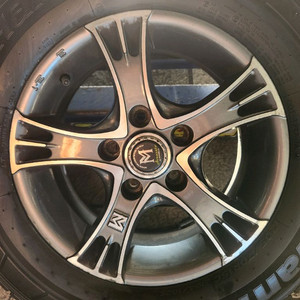 포터2. 앞타이어 205. 70 15. C셋트 판매