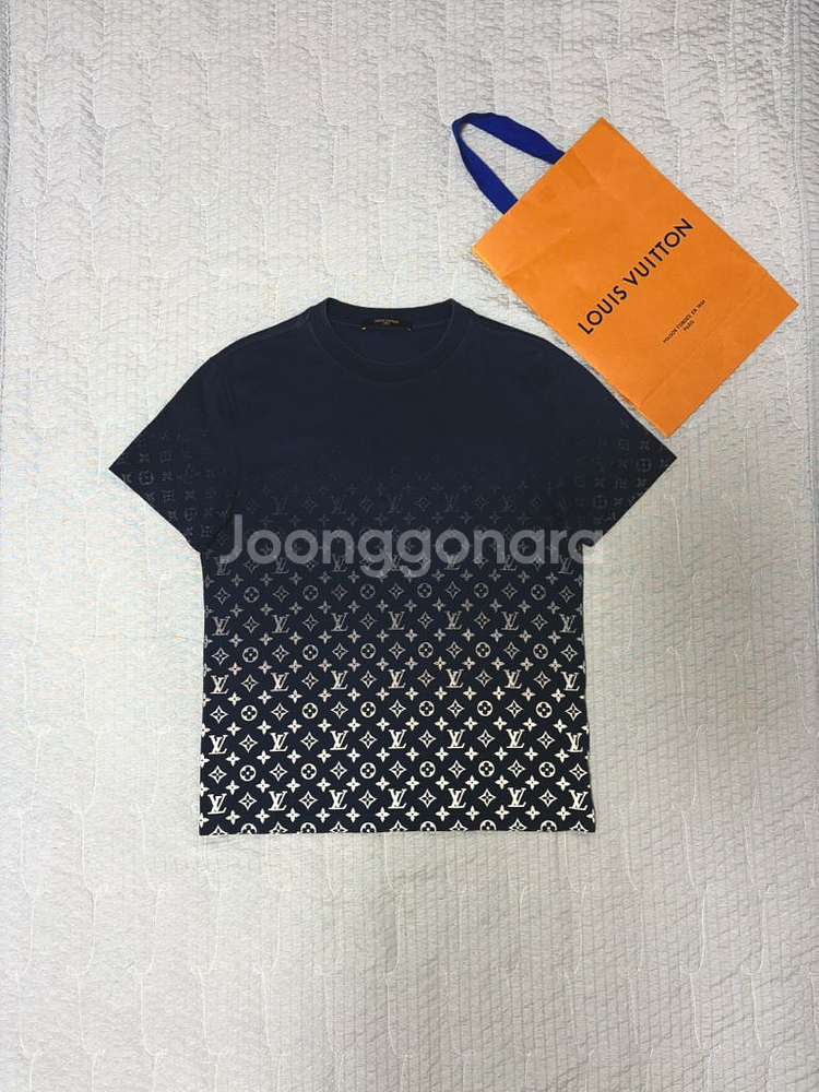 루이비통 그라디언트 반팔--0