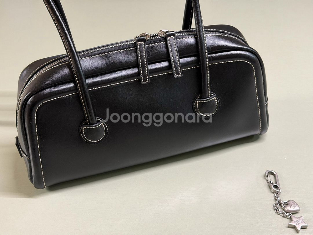 마지셔우드 바게트백+마지셔우드 참 장식--3