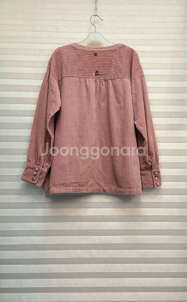 써스데이아일랜드> 코듀로이 블라우스--5