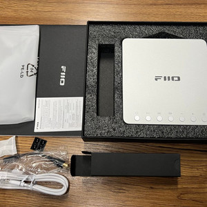 FIIO DM13 CD플레이어 팝니다.