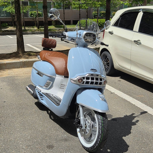 빅토리아 니키 125 25년형 스쿠터