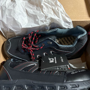 코오롱글로벌 안전화 새상품 285mm