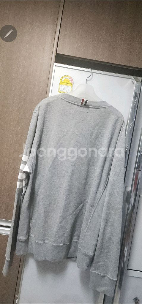 톰브라운 맨투맨 100--4