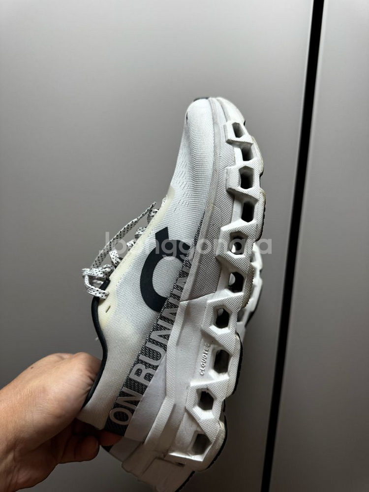 온 러닝 클라우드 몬스터 2 270mm--1