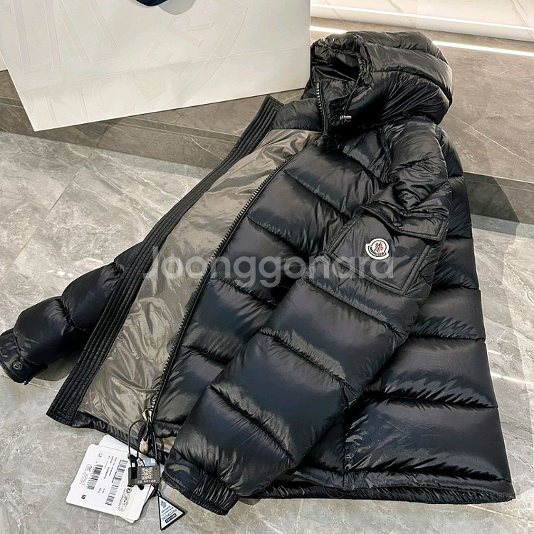 남성 몽클 마야 패딩--2