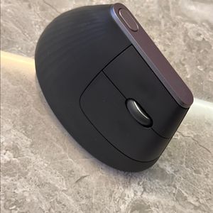 로지텍 MX vertical 마우스