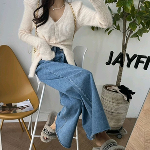 엔돌핀 로쉬니트가디건 베이지 새상품