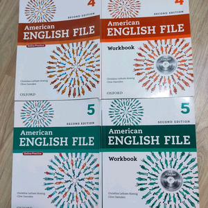 영어교재 American English File 4,