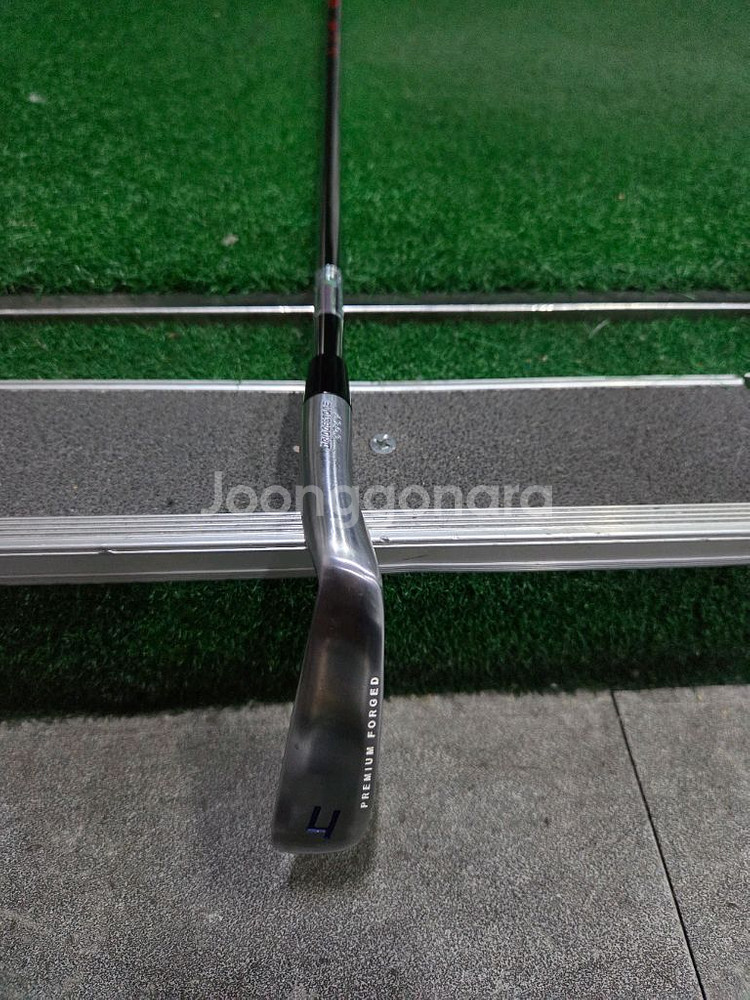 브릿지스톤 V300-8 4번아이언--0