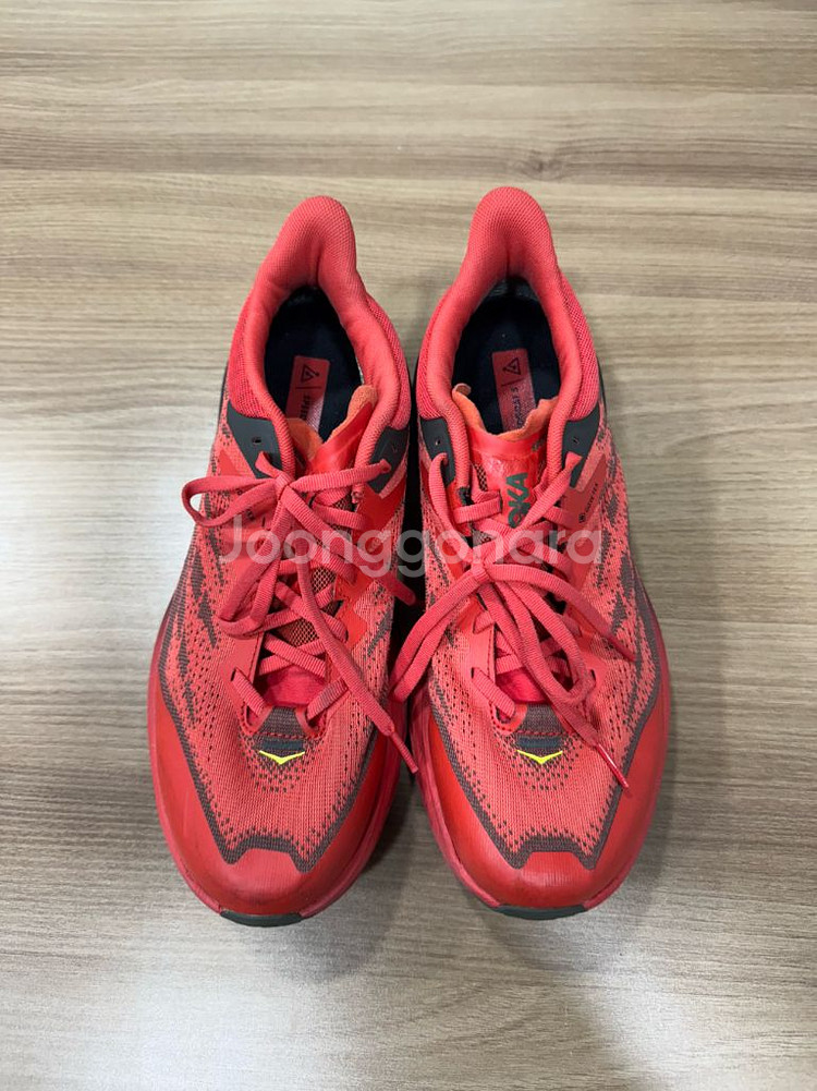 호카 스피드고트 gtrx 고어텍스 레드--1