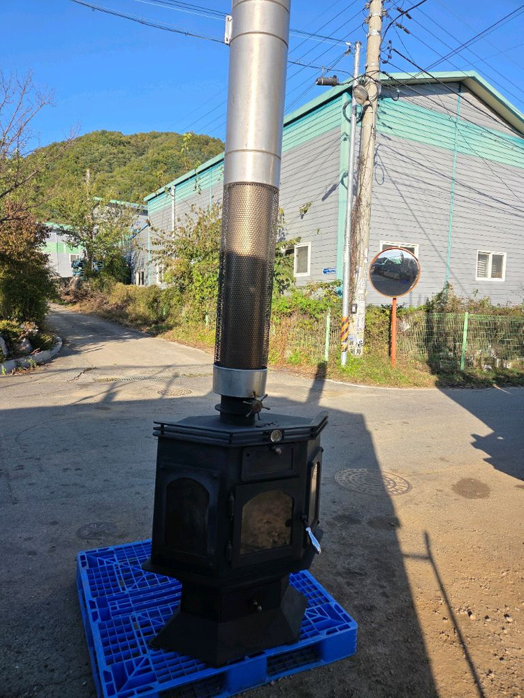 명품. 벽난로. 화목난로 이미지