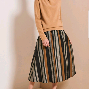 랑방 넥 스트랩 니트 탑(화이트 그레이컬러)