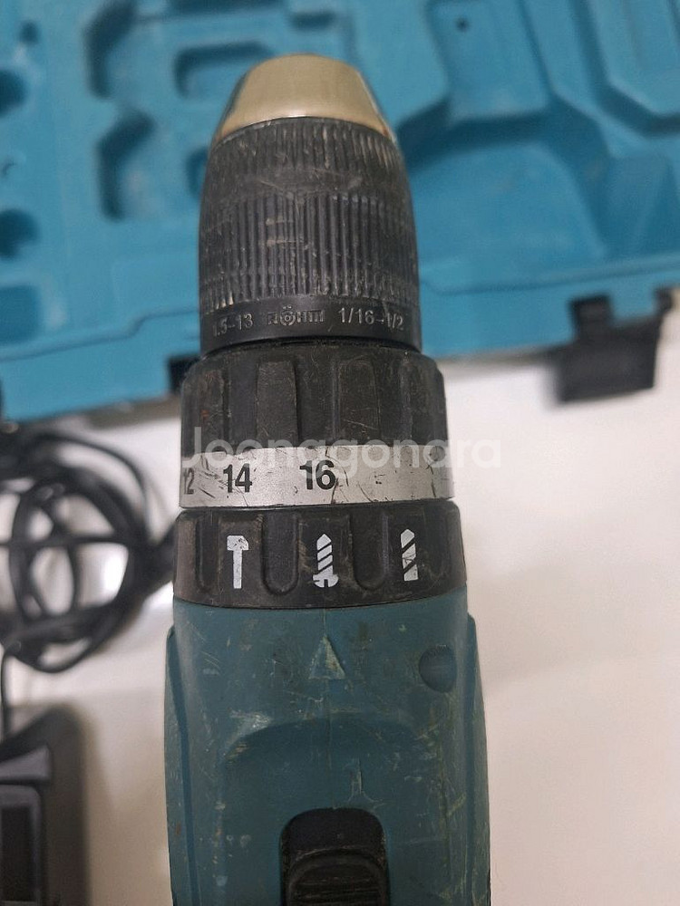 마끼다 충전식 해머드릴--1