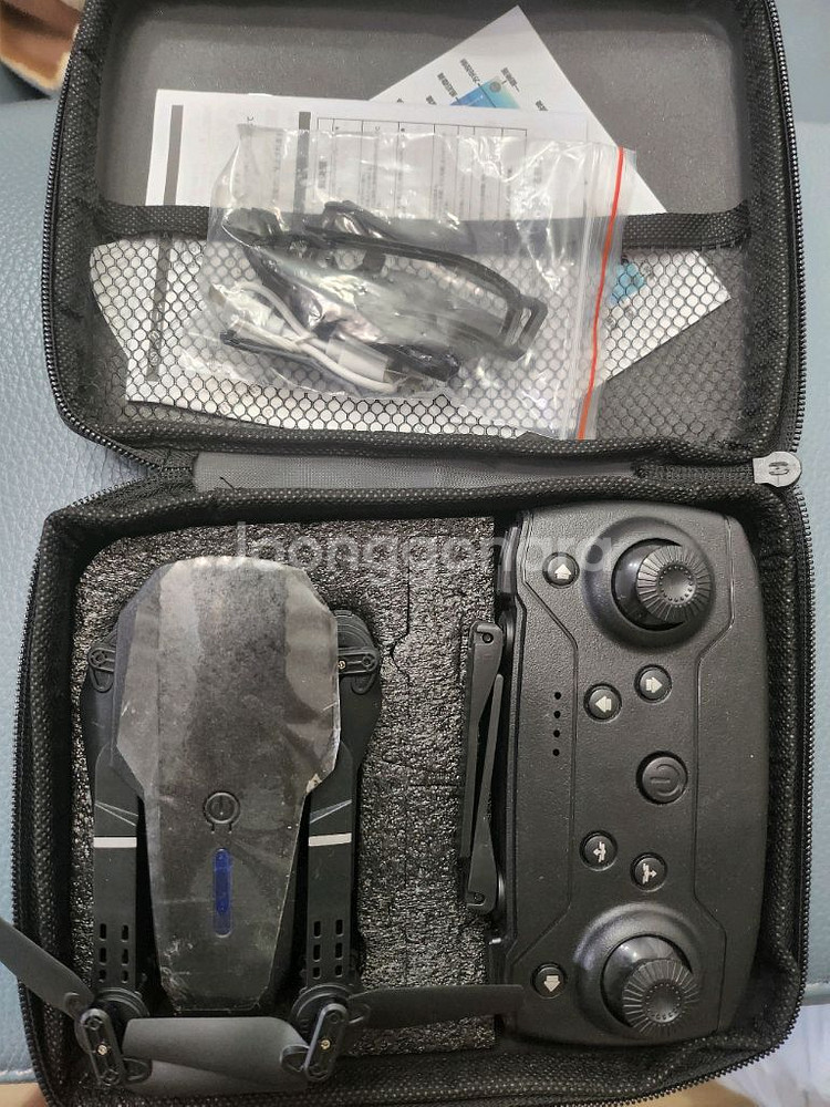 접이식 드론 + 배터리1개추가 + 파우치--0