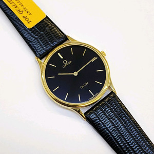 클래식 디자인의 신품급 정품 오메가 검청색 다이얼 +