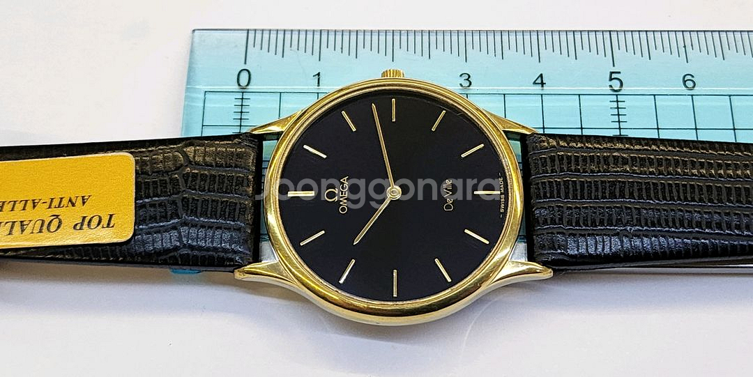 클래식 디자인의 신품급 정품 오메가 검청색 다이얼 +--3