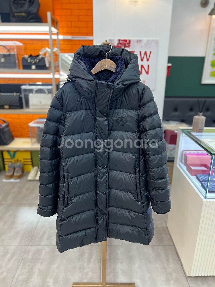 [중고명품 럭스올 울산점] 버버리 킹턴 다운 후드 패딩--1