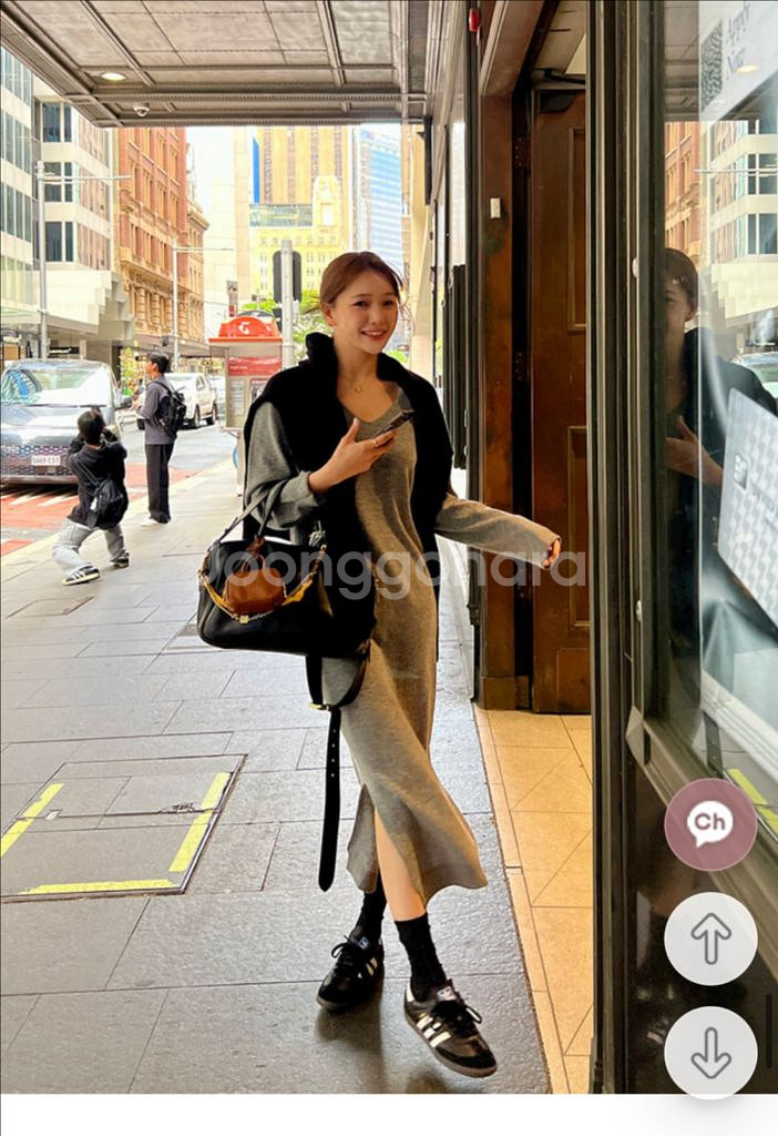 마리마켓 홀가먼트 롱 원피스 브이넥 니트원피스 울원피스--0