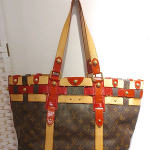 정품- 루이비통 크루즈 컬렉션 한정판- 보증서포함