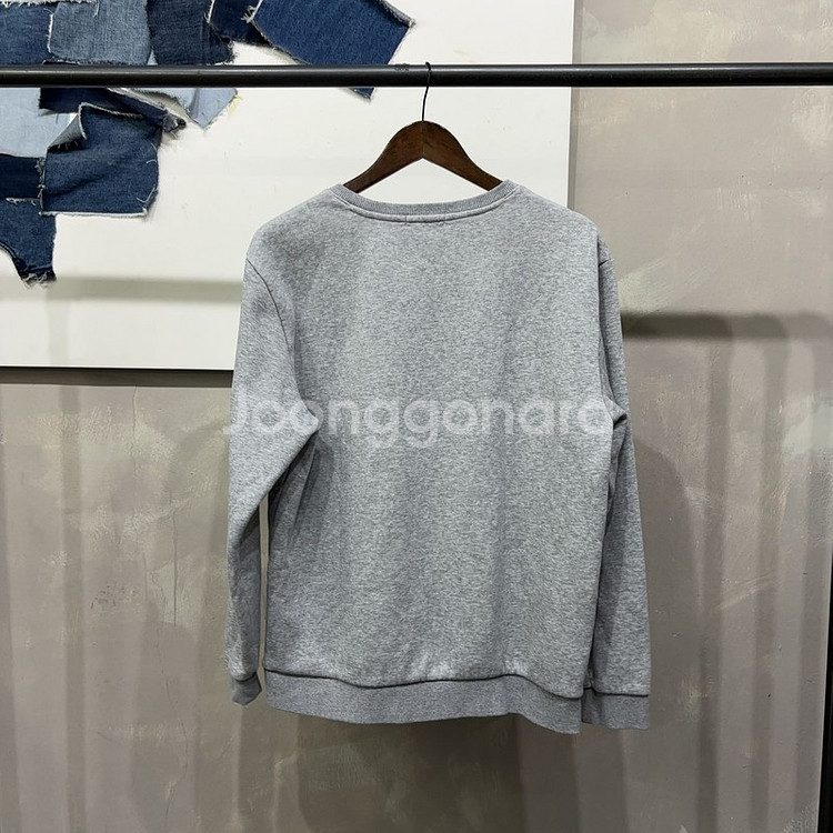 (95) 게스 캐주얼 기모 자수 맨투맨 긴팔티--3