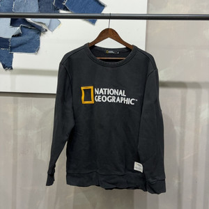 (110) 내셔널지오그래픽 캐주얼 기모 로고 자수맨투맨