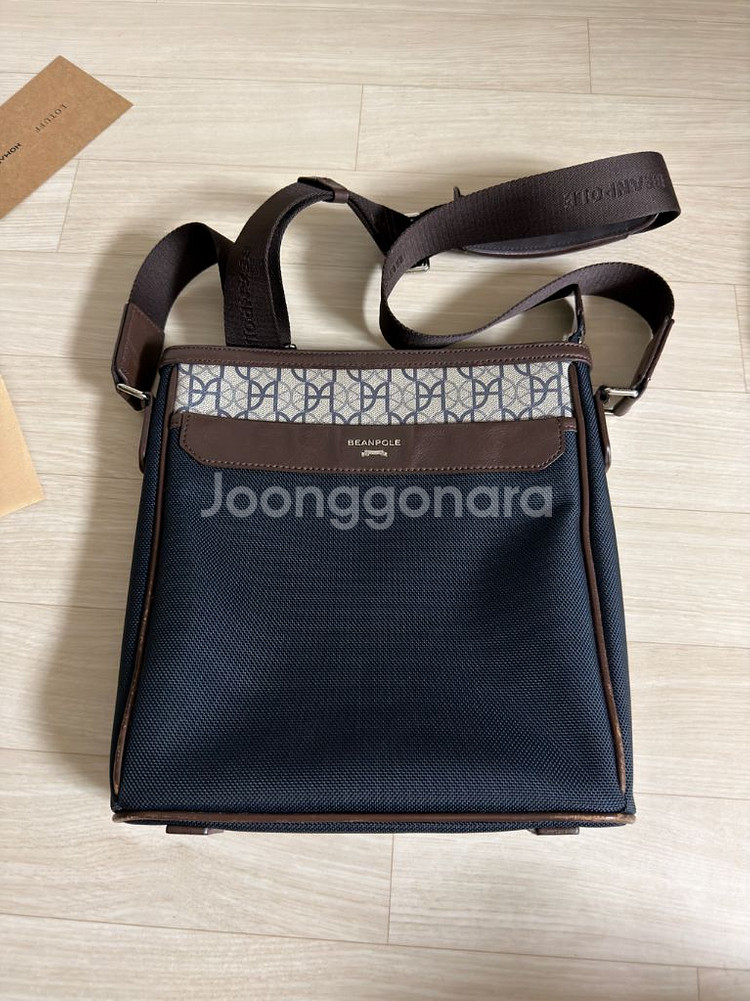 빈폴 크로스백--0