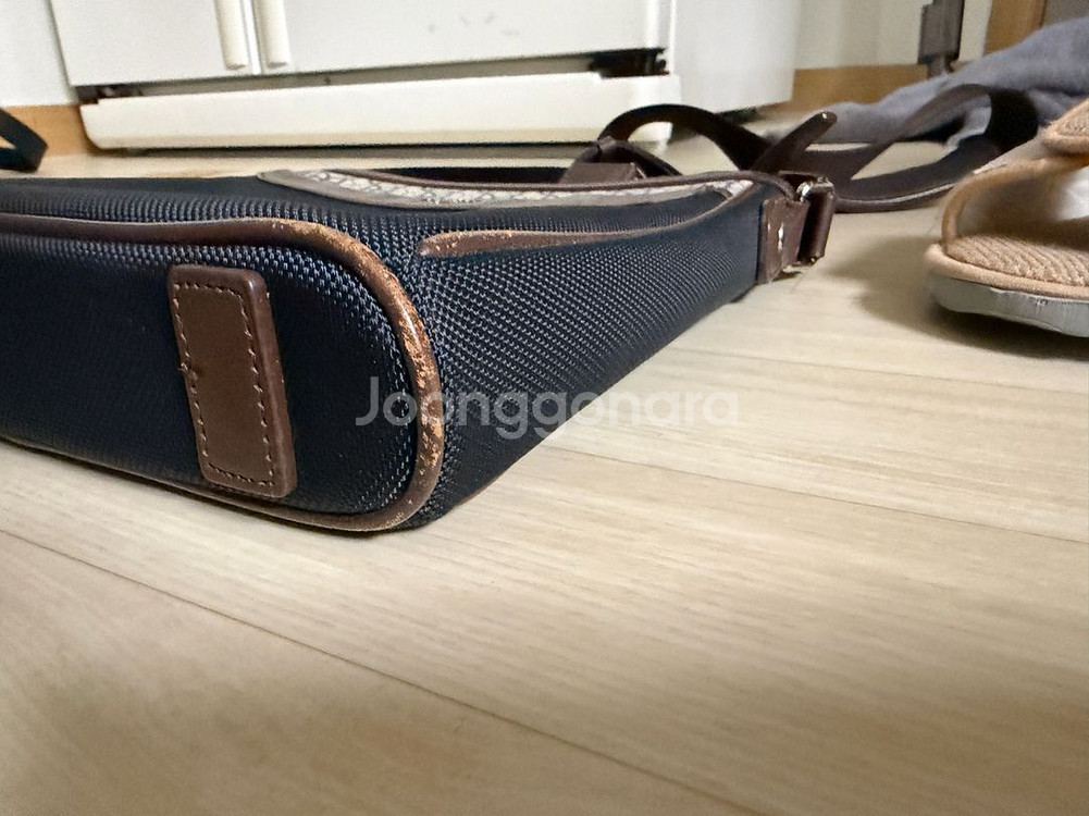 빈폴 크로스백--3