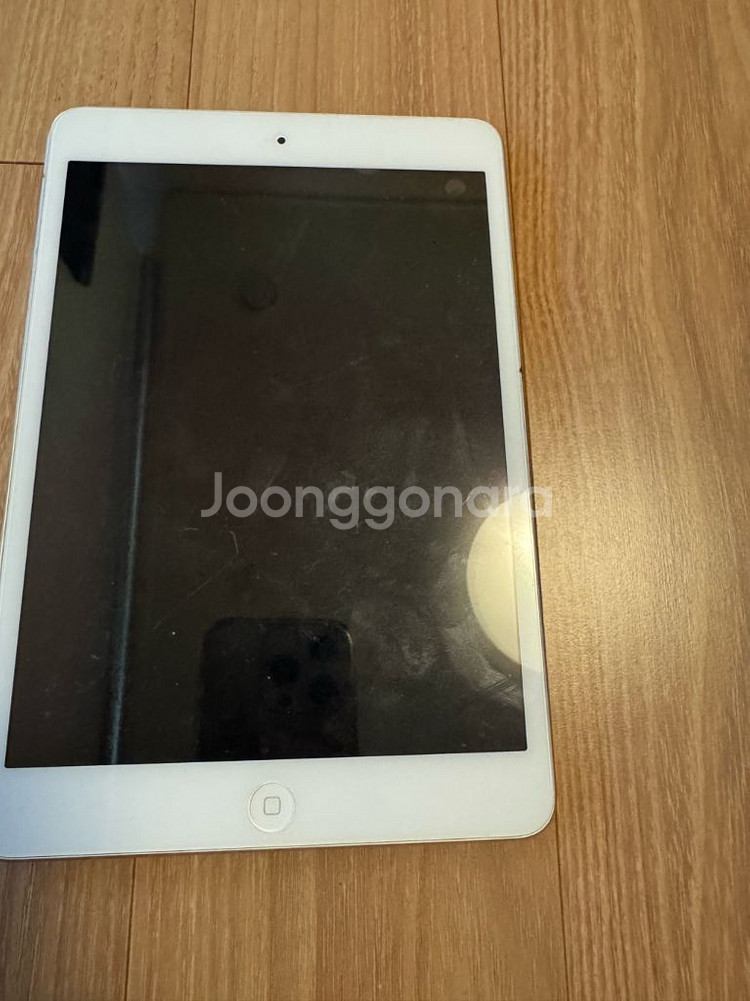 아이패드 미니 1 부품용 (택포)--0