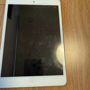 아이패드 미니 1 부품용 (택포)