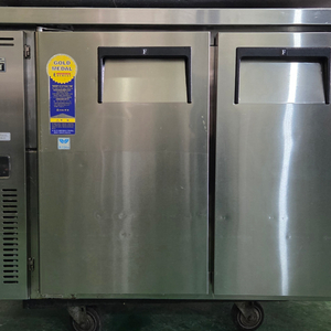 부성 에베레스트 업소용 간냉 1200 테이블 냉장고