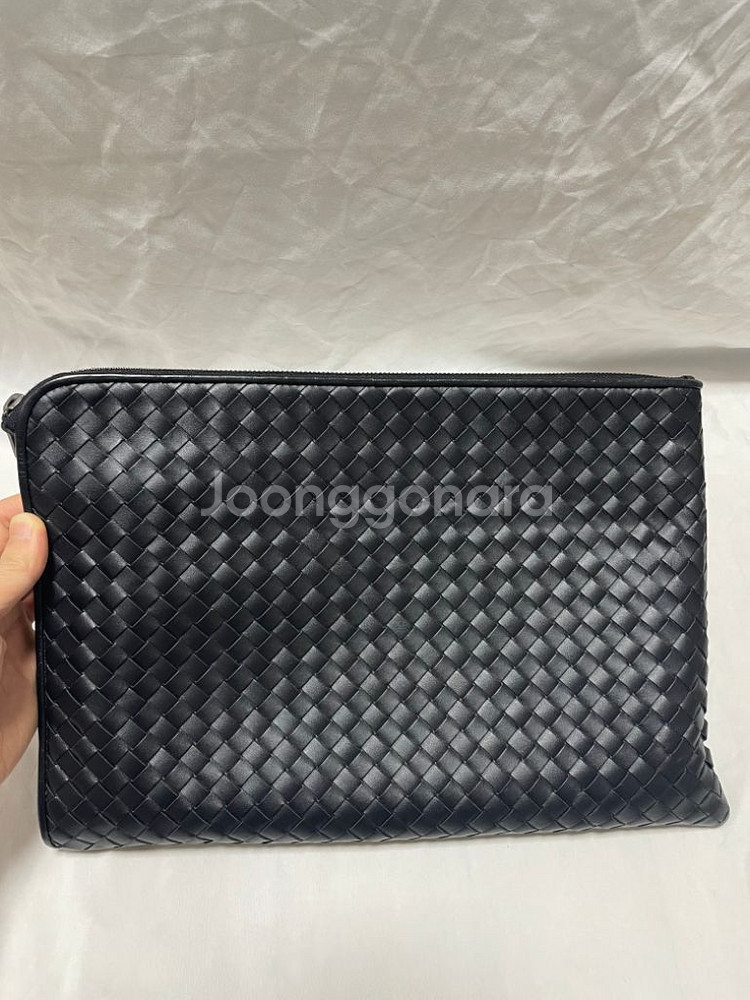 [감정서] 보테가베네타 인트레치아토 라지 클러치백--1