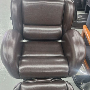 미용실 미래로 킹덤 전동메이크업의자