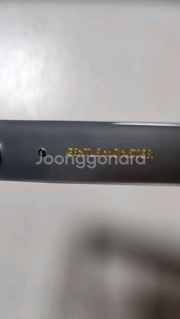 새상품 젠틀몬스터 벤벤 G13(그레이) 선글라스를--4